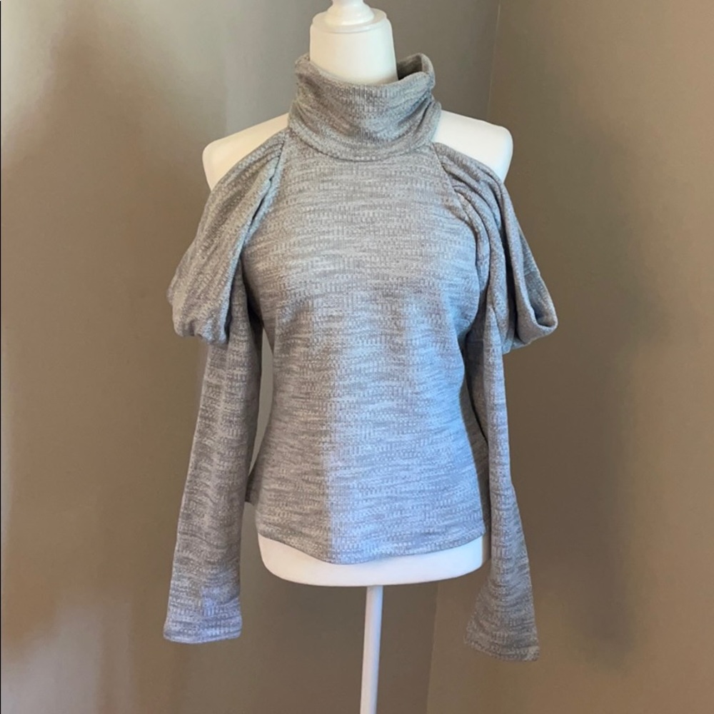 NWT Kendall+Kylie Oxford top size M grey